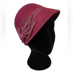 NINE WEST Burgundy Red Ribbon Wool Felt Adjustable-Size Cloche Hat Cap